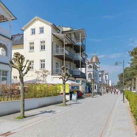 Mit Blick Auf Wasser By Interhome *