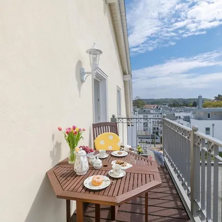 아파트 Mit Blick Auf Wasser By Interhome *